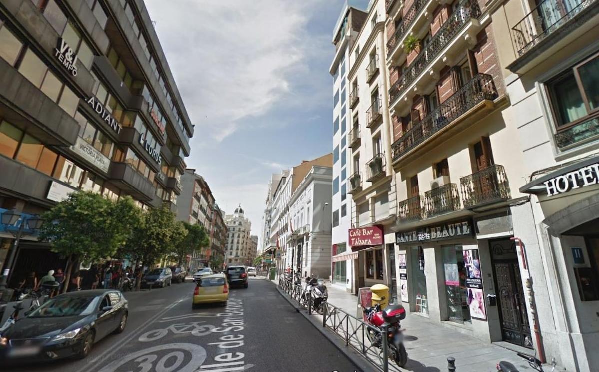 Ap Edificio Gran Via -Quinto Piso Sin Ascensor- Lejlighed Madrid Eksteriør billede